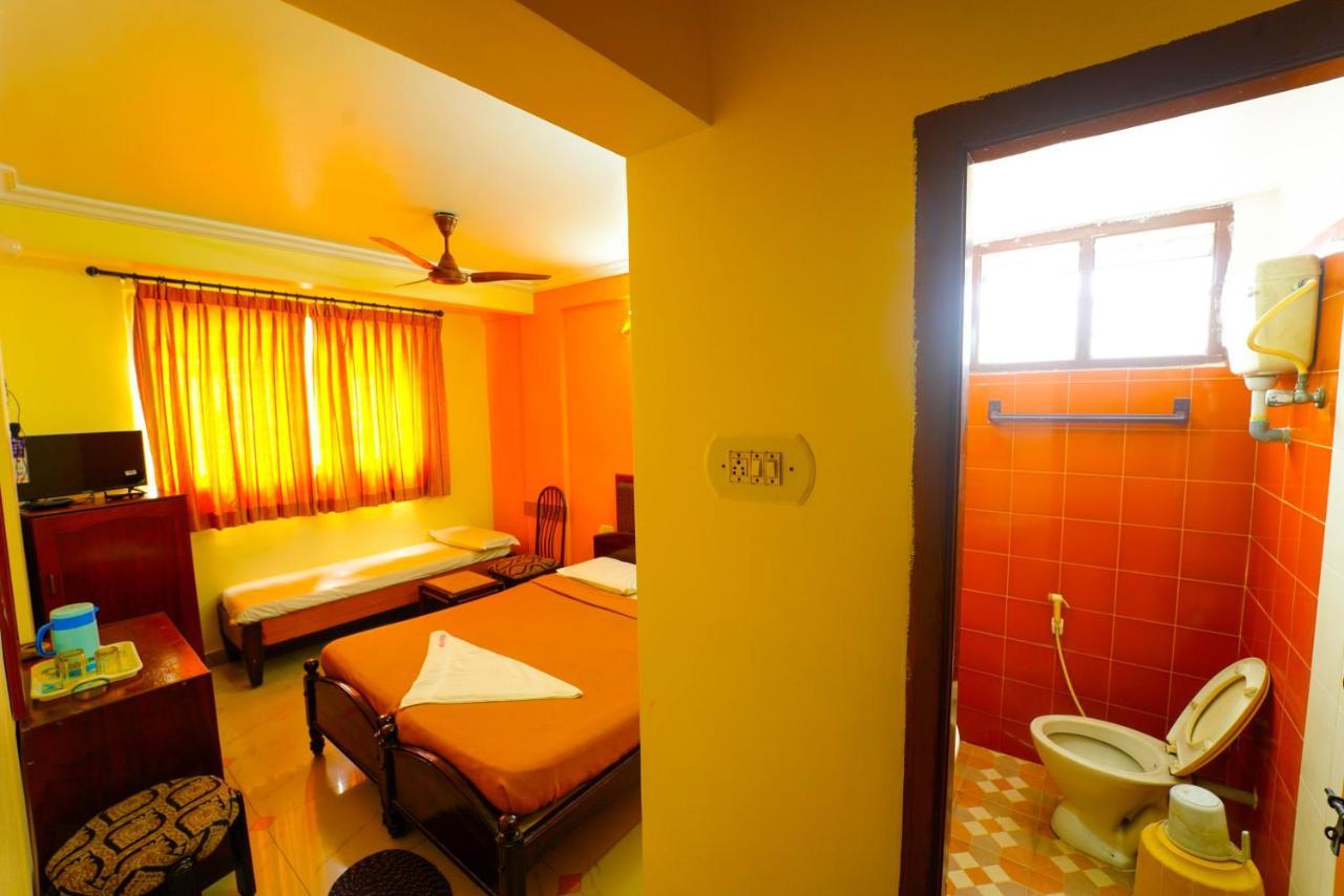 Hotel Amogha Residency Mysore Esterno foto