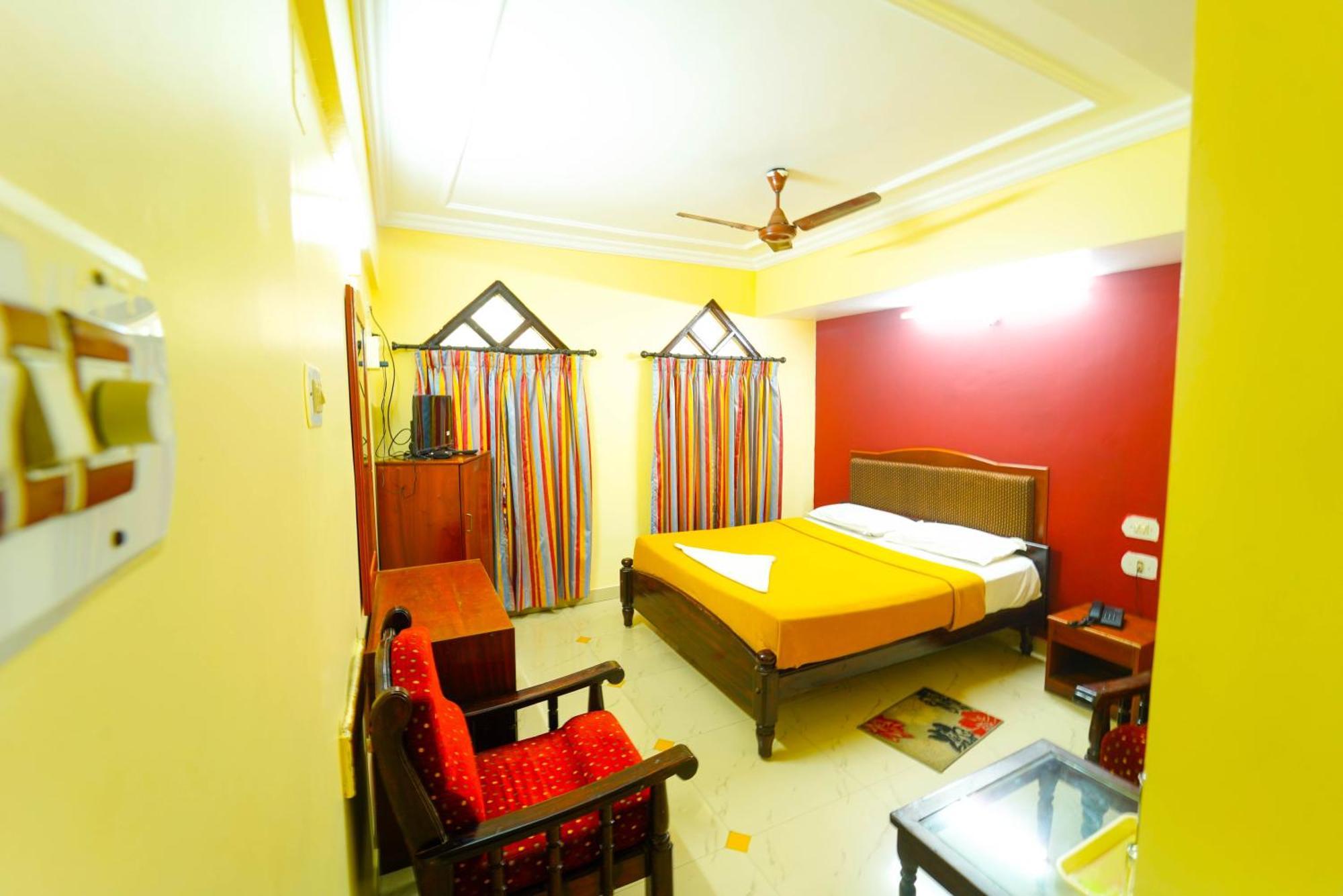 Hotel Amogha Residency Mysore Esterno foto