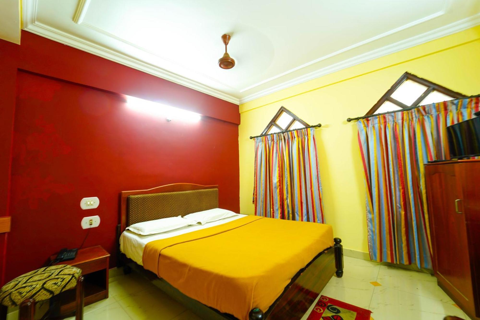 Hotel Amogha Residency Mysore Esterno foto